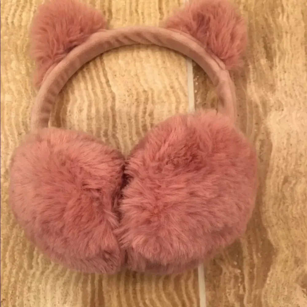 Girls Faux Fur Cat Ear Meow Earmuffs.
